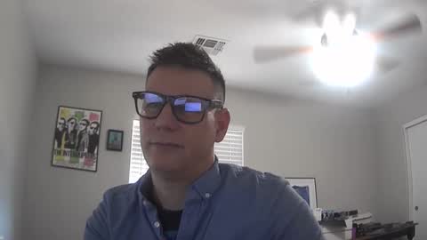 Snapshot of azsurfer39 chatting on 09.15.25 azsurfer39 online show from 09.15.25