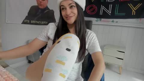 Azucena R online show from 12.20.25