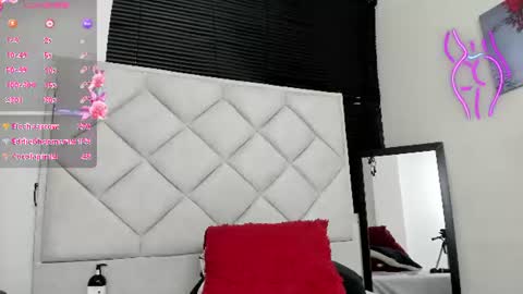 Snapshot of azul_moon chatting on 07.07.26 azul_moon online show from 07.07.26