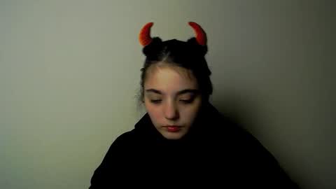 azumi_chan_ online show from 10.14.25