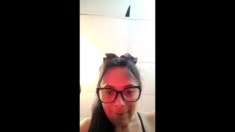 azura lion online show from 04.16.26