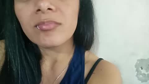 azura lion online show from 04.19.26