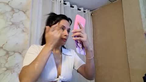 azura lion online show from 05.05.26