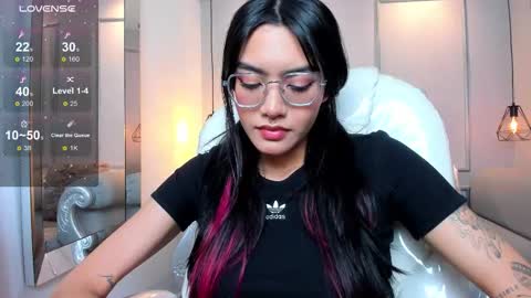 Azura online show from 11.07.25