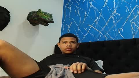 Snapshot of azza_23 chatting on 03.04.26 Azza 23 online show from 03.04.26