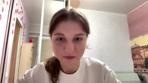 Snapshot of azzieheberly chatting on 07.20.26 Niki online show from 07.20.26