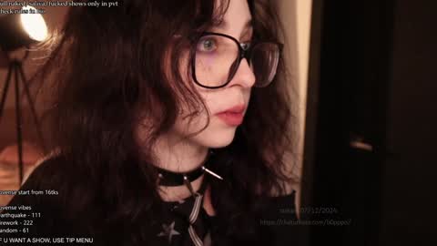 Snapshot of b0pppo chatting on 12.07.24 your fuckdoll sub girl MORE ME online show from 12.07.24