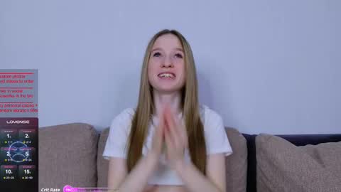 b4by_emilia online show from 11.04.25