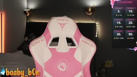 Bonnie  online show from 01.09.25