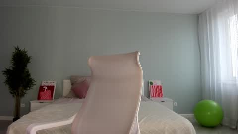 Monica online show from 09.09.25