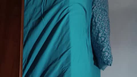 Snapshot of babaceta chatting on 11.30.25 babaceta online show from 11.30.25