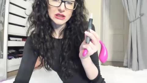 babby_jewel online show from 10.30.25