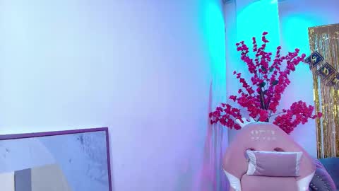 Snapshot of babe_kiitty chatting on 12.14.25 babe_kiitty online show from 12.14.25