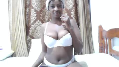 Snapshot of baby_booby chatting on 07.25.26 baby_booby online show from 07.25.26