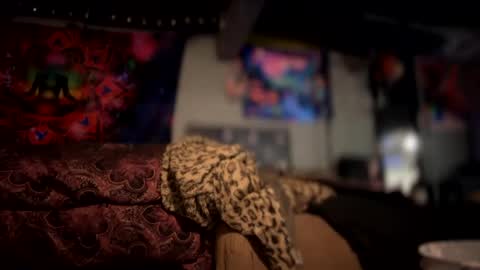 Snapshot of baby_buddha chatting on 12.07.24 baby buddha online show from 12.07.24