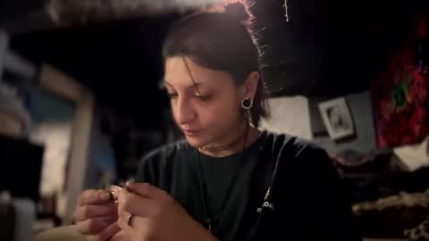 Snapshot of baby_buddha chatting on 12.15.24 baby buddha online show from 12.15.24