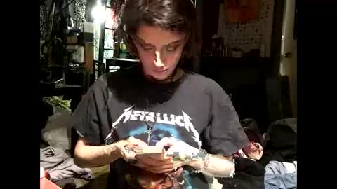 Snapshot of baby_buddha chatting on 02.02.25 baby buddha online show from 02.02.25