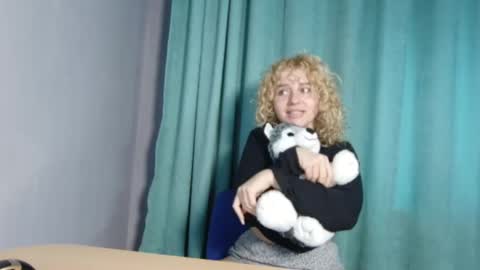 Snapshot of baby_doll91 chatting on 01.14.25 Babby Doll online show from 01.14.25