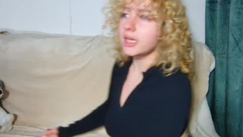 Snapshot of baby_doll91 chatting on 02.18.25 Babby Doll online show from 02.18.25