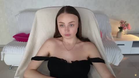 Snapshot of baby_emmaa chatting on 07.15.26 Baby emmaa online show from 07.15.26