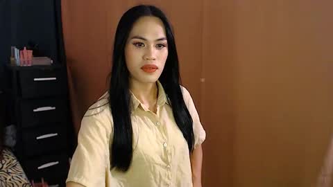 Nathalia online show from 09.12.25