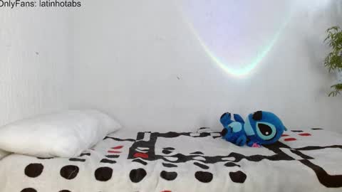 Snapshot of baby_gio chatting on 02.03.25 OF GxoXabs online show from 02.03.25