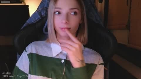 baby gopn1k online show from 12.17.25