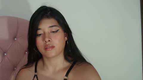 BABY HONEY online show from 12.23.24