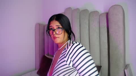 BABY HONEY online show from 01.15.25