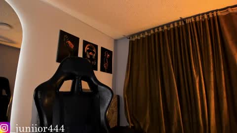Junior       Independent Model online show from 06.03.26