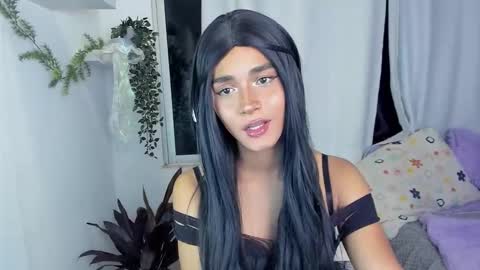 Snapshot of baby_kaliope chatting on 09.24.25 Kaliope online show from 09.24.25