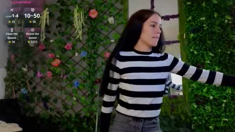 Baby Nico online show from 10.16.25