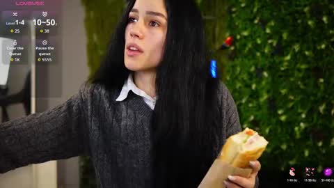 Baby Nico online show from 11.20.25