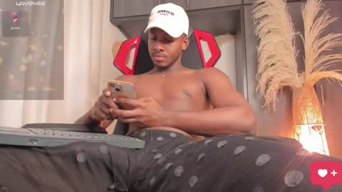 FOLLOW ME  online show from 02.05.26