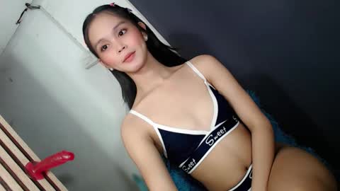 Snapshot of baby_zoexx chatting on 09.10.25 baby_zoexx online show from 09.10.25