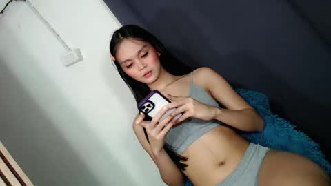 Snapshot of baby_zoexx chatting on 09.16.25 baby_zoexx online show from 09.16.25