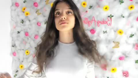 Snapshot of babyaylin chatting on 03.03.25 Aylin online show from 03.03.25