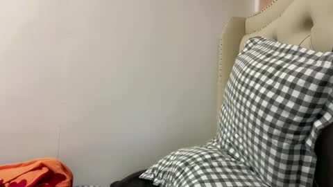 Clara online show from 02.23.26