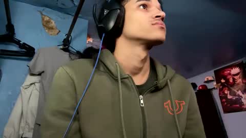 Snapshot of babyd0103 chatting on 12.05.24 babyD online show from 12.05.24