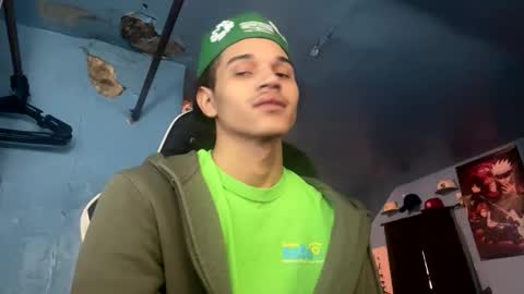 Snapshot of babyd0103 chatting on 12.13.24 babyD online show from 12.13.24