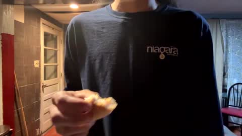 Snapshot of babyd0103 chatting on 09.27.25 babyD online show from 09.27.25