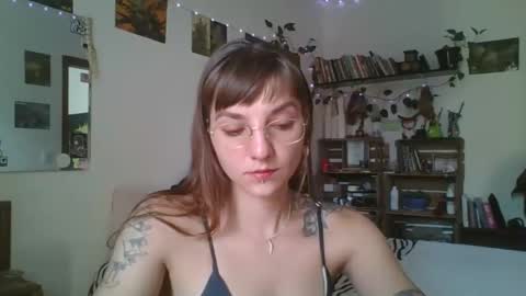 babydemon6 online show from 12.12.24