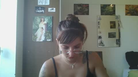 babydemon6 online show from 01.21.25