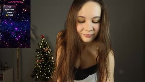 Snapshot of babydi_ chatting on 12.17.24 hiii honey im Diana 3 online show from 12.17.24