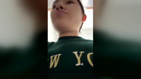 Snapshot of babydoll1022 chatting on 11.30.25 babydoll1022 online show from 11.30.25