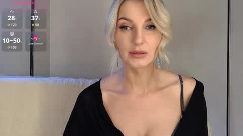 Snapshot of babydollysx chatting on 08.01.26 Kate online show from 08.01.26