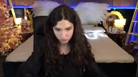 Sasha online show from 12.15.25