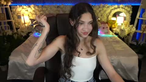 Snapshot of babyflowerr chatting on 05.29.26 Sasha online show from 05.29.26