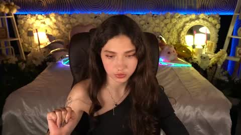 Snapshot of babyflowerr chatting on 06.03.26 Sasha online show from 06.03.26