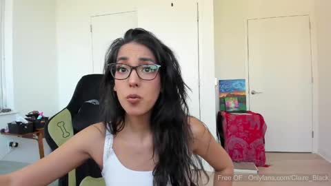 Claire Black online show from 06.03.26